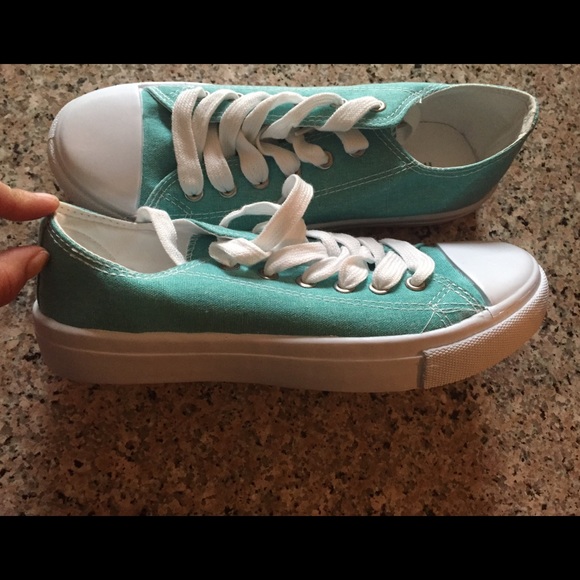 Maurices size 8