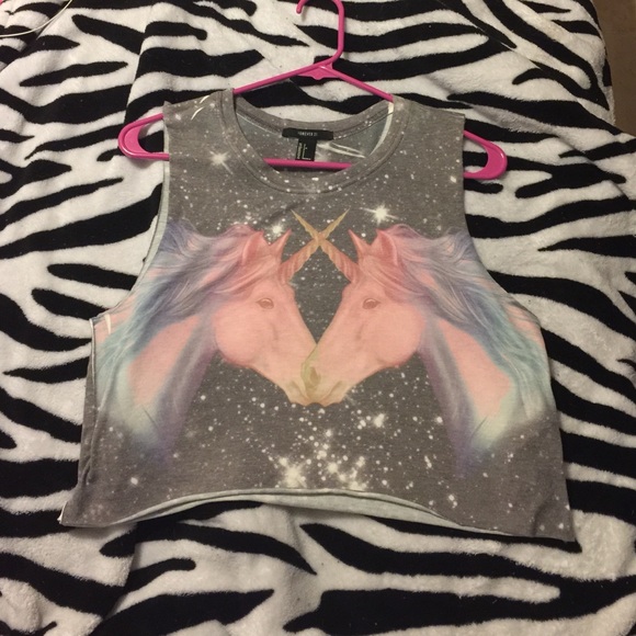 Unicorn tee