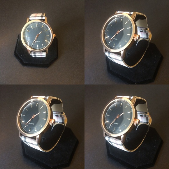 Plaided Watch