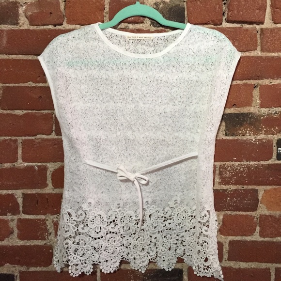See thru White Cropped sleeves Tunic