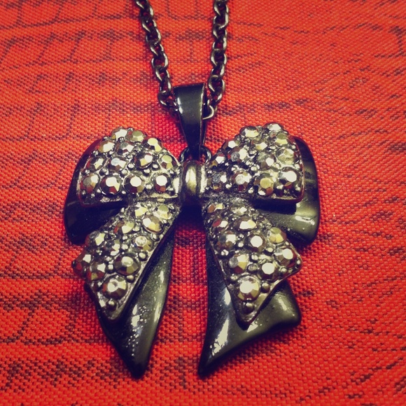 Black Bow Necklace