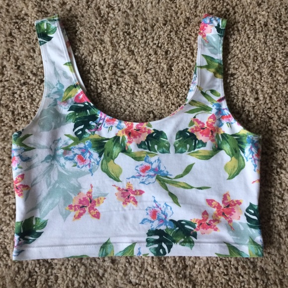 ✨SOLD✨RARE American Apparel tropical print crop - Picture 4 of 4