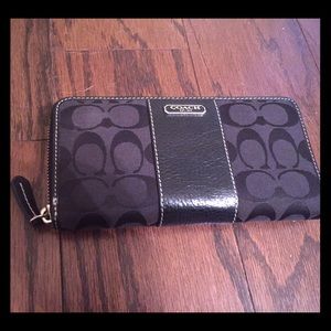 Black Coach Wallet
