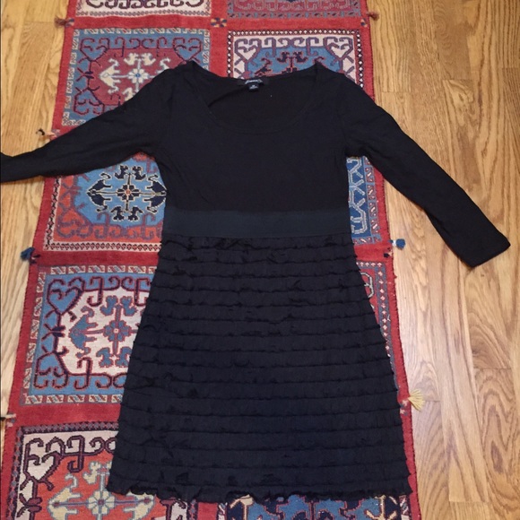 Black 3/4 sleeve dress with frill skirt