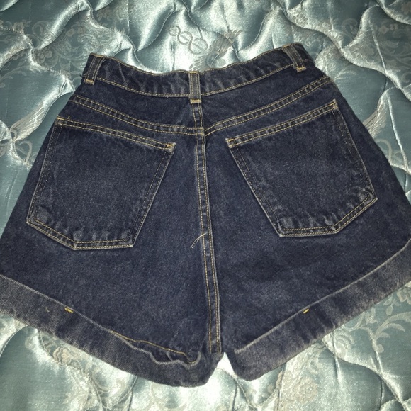 American apparel high waisted denim shorts - Picture 2 of 3