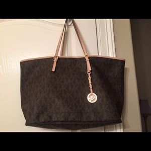 Micheal Kors Large Tote