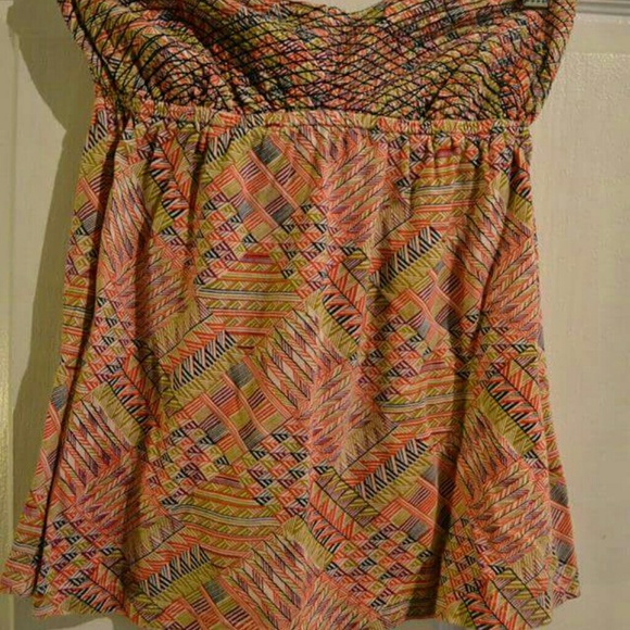 Billabong Tops - 🚫 SOLD 🚫 Billabong Small Strapless Top