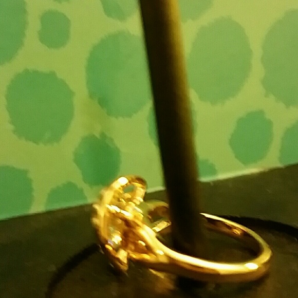 Ring - Picture 2 of 2