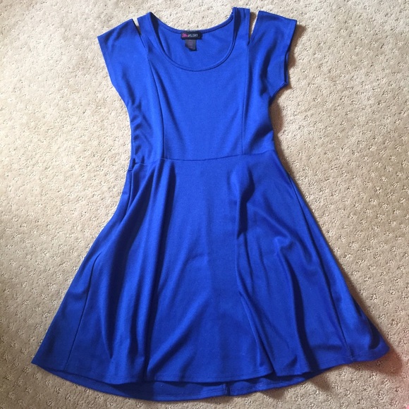 Dresses & Skirts - Blue Skater dress with cut out sleeves