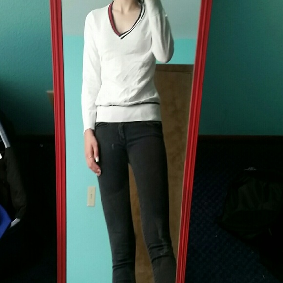 Tommy Hilfiger sweater