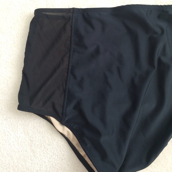 CUTE high waisted black bikini bottoms!