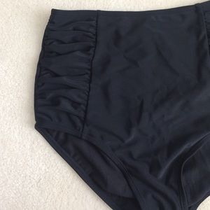 Adorable high waisted bathing suit bottoms!