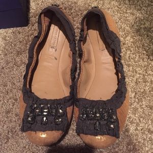 BCBG Beige gold Flat shoes