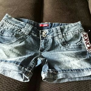 Size 9 Bongo Shorts
