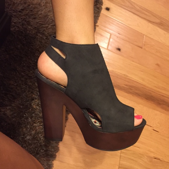 Platform heels