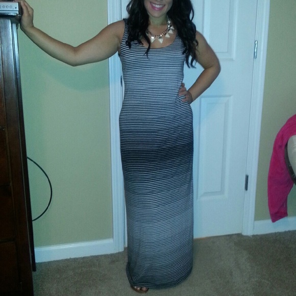 Petite Stripped black and white maxi dress
