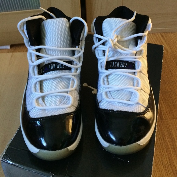 Concord 11s size 2y