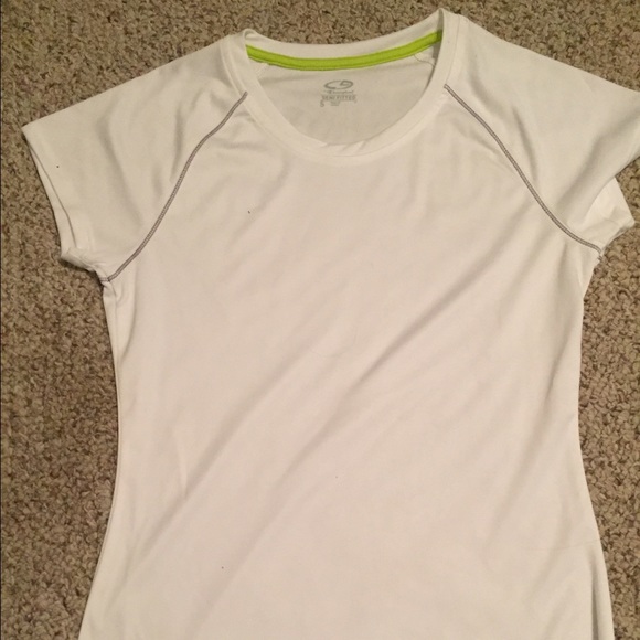 Workout shirts bundle - Picture 3 of 4