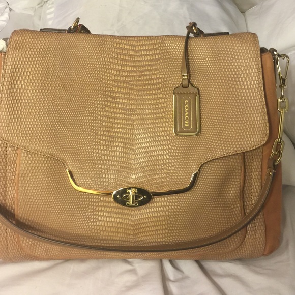 Large camel leather and suede authentic coach bag