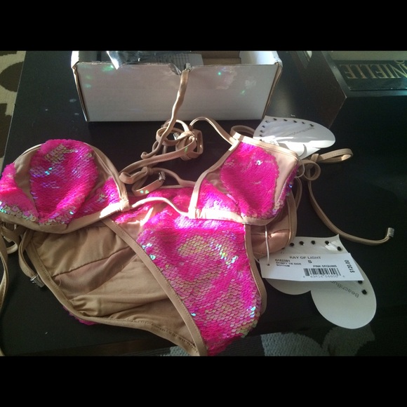 Beach bunny ray of light - Picture 4 of 4