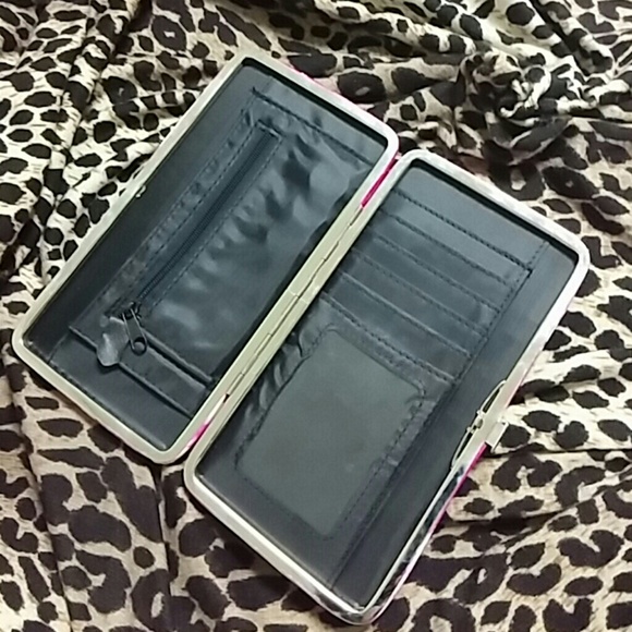 Retro Tie-Dye Wallet - Picture 2 of 2