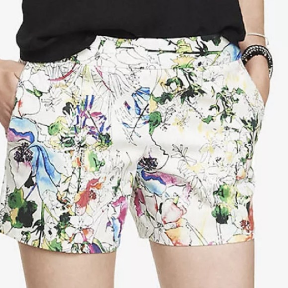 ️SOLD !!!🔴express shorts sz 12 floral printed