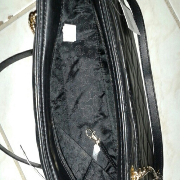 !! SOLD !! MICHAEL KORS TOTE - Picture 4 of 4