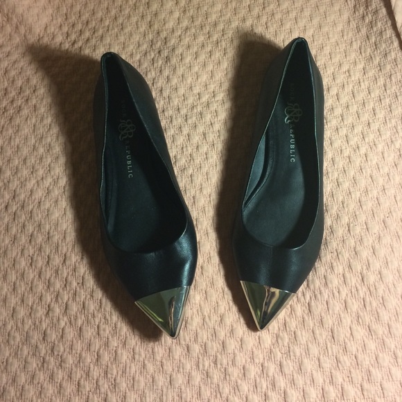 Rock & Republic for Kohls Pointed Toe Flats Sz. 10