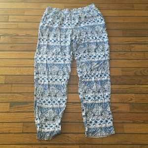 Printed jogger style pants H&M