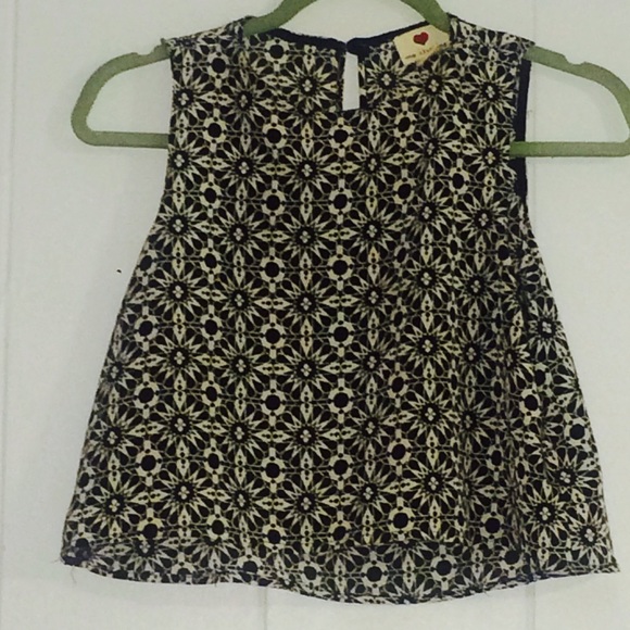 Black and white floral crop