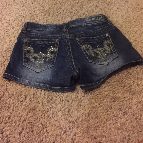 🚨 SOLD 🚨 - Picture 2 of 3