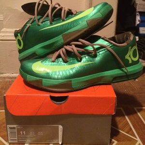 KD 6's size 11.0