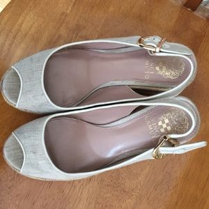 Vince Camuto wedge sz 7.5