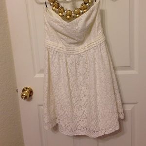 White/cream strapless dress
