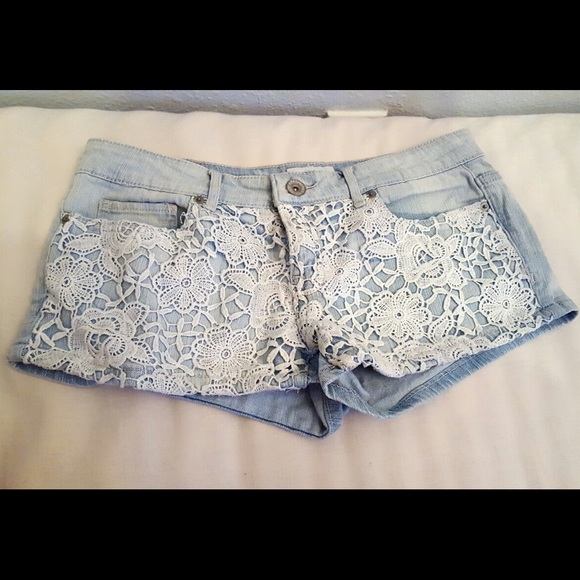 Aeropostale Lace Denim Shorts - Picture 1 of 4