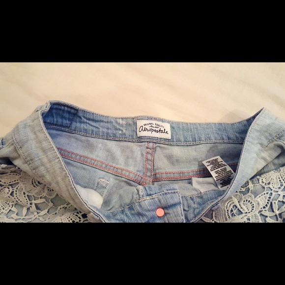 Aeropostale Lace Denim Shorts - Picture 4 of 4