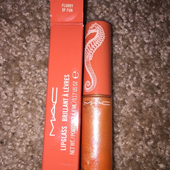 Mac lipgloss