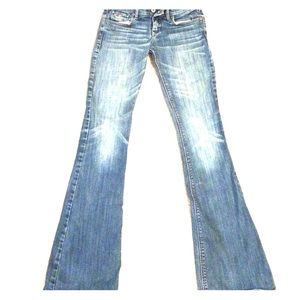 Hollister bootcut jeans !