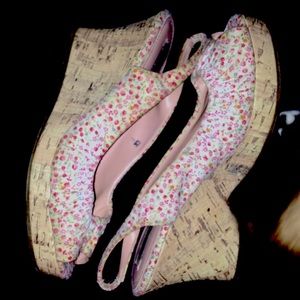 Pink Floral Print Wedges