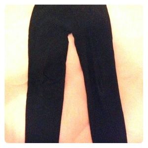 Black leggings