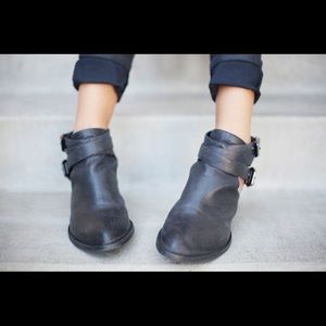 Everly Black Jeffery Campbell boots