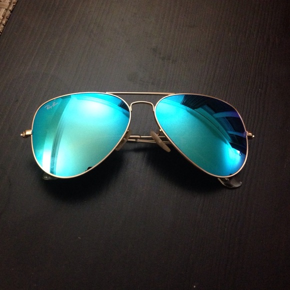 Ray Ban Aviators RB3025 58mm - Picture 2 of 4