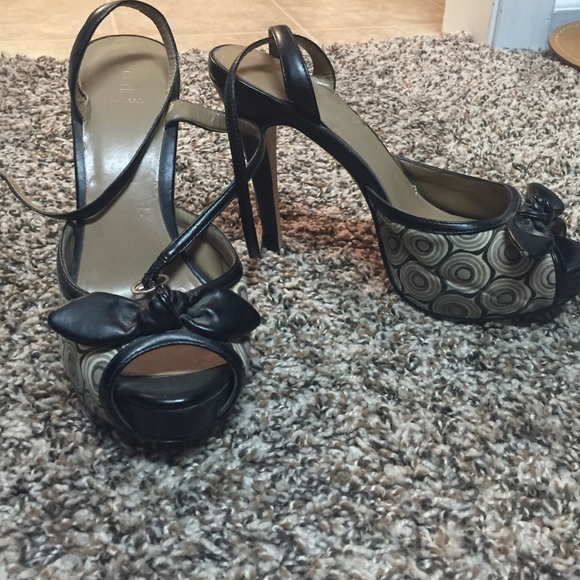 Cute pumps. Strap up the ankle. Size 7.5