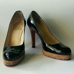 Reserved @mztopshelf christian Louboutin