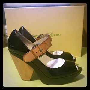 Black patent leather platform shoes