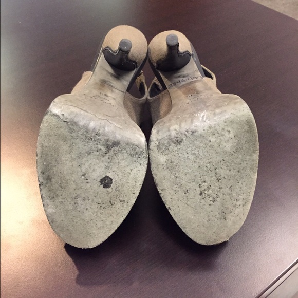 Elizabeth & James olive green canvas sandals - Picture 3 of 3