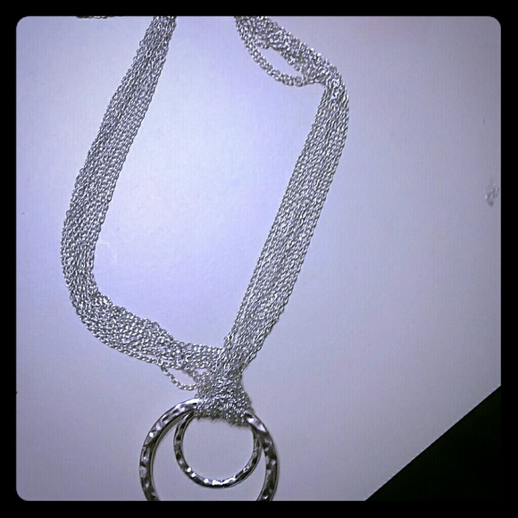 Necklase