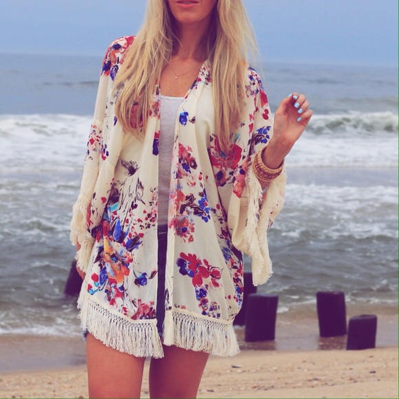 Floral Boho Fringe Kimono - Picture 2 of 4