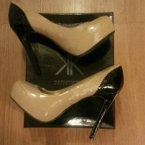 Kardashian Kollection Nude & Black Platform