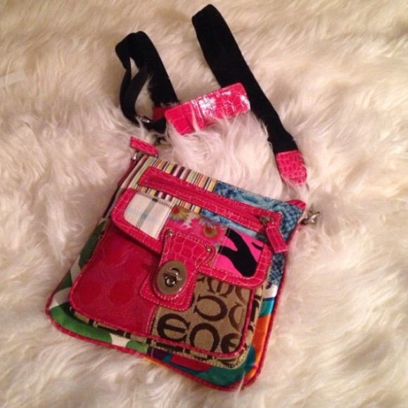 A super cute and handy purse